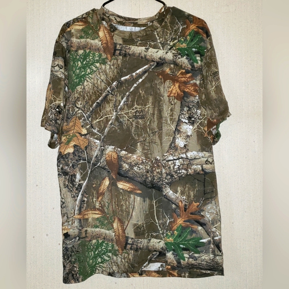 Magellan Outdoors Camouflage T-Shirt XL